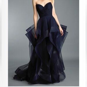 STUNNING NAVY BASIX BLACK LABEL CASCADING TULLE BALLGOWN - size 4